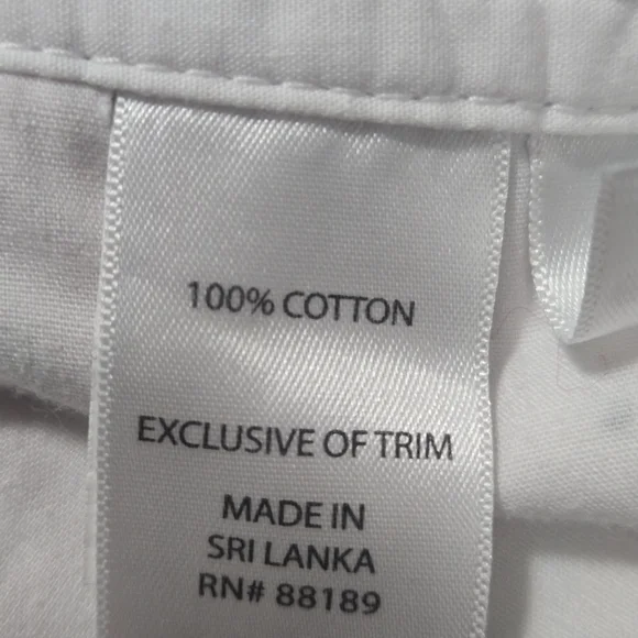 Lilly Pulitzer The Buttercup Short Scalloped Hem Flamingo Print - Picture 7 of 7